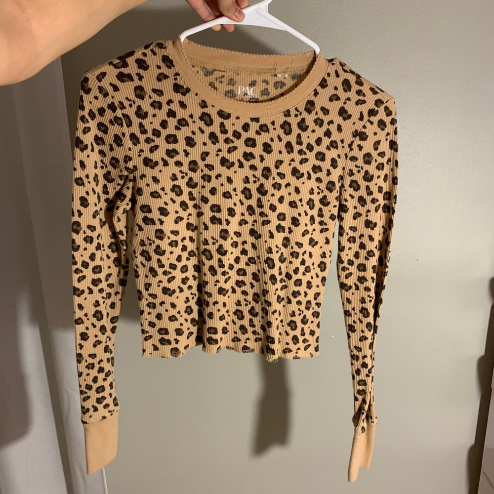 Long sleeve crop top shirt